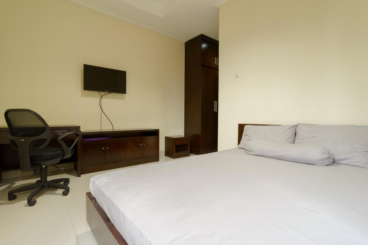 Dago Suites Syariah Cikarang Mitra Reddoorz Bekasi Esterno foto